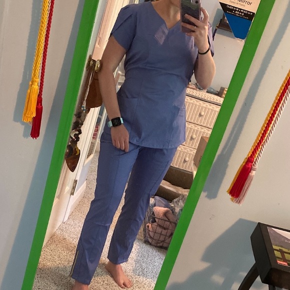 Jaanuu Other - Jaanuu Scrub Set